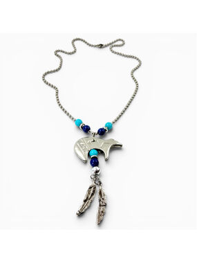 Vintage Southwestern style bear pendant necklace featuring turquoise blue beads